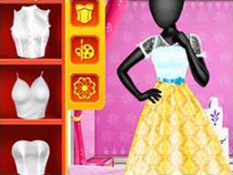 Play Fashion Studio Snow Queen Dress 2 Online on Play26.com