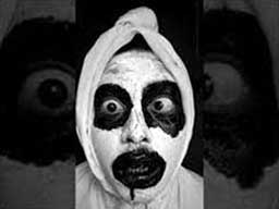 Play Pocong Creepy Video Call Horror Online on Play26.com